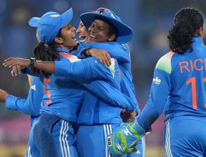 మహిళల వన్డే వరల్డ్ కప్‌లో భారత జట్టు పాకిస్తాన్‌ను 88 పరుగుల తేడాతో ఓడించింది.
