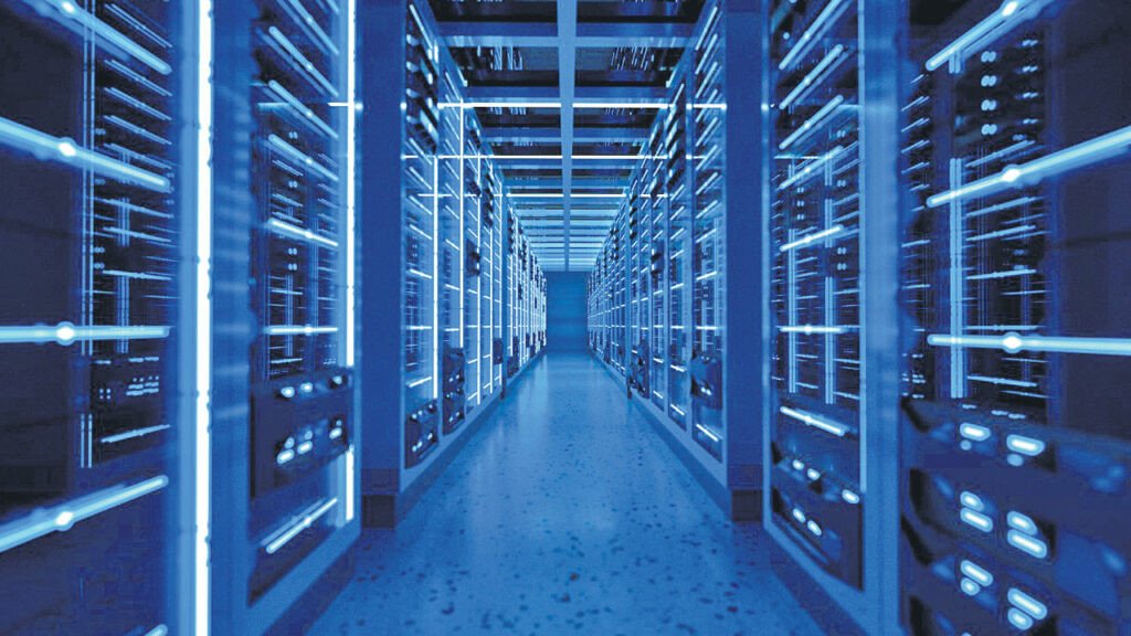 Data Centres | కరెంట్‌ తాగే కంపెనీలు వస్తున్నయ్‌.. గ్రేటర్‌ శివారులో భారీగా డాటా సెంటర్లు!