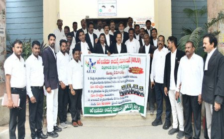 ‘న్యాయవాదులందరికీ రిటైర్మెంట్, డెత్ బెనిఫిట్ రూ.25 లక్షలు ఇవ్వాలి’