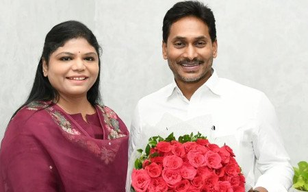 జగన్ ను కలిసిన బొత్స అనూష..! మజ్జి శ్రీనుకు కౌంటర్ స్ట్రాటజీ ఖరారు..!