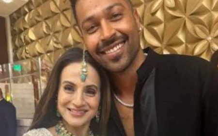 Ameesha Patel | హార్దిక్ పాండ్యాతో అమీషా పటేల్ డేటింగ్ రూమర్స్.. ట్రోలర్‌కు నటి స్ట్రాంగ్ కౌంటర్!