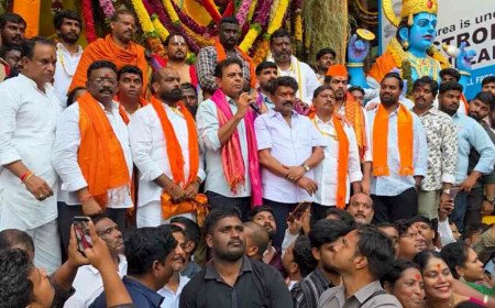 KTR | ‘మా గణేశుడిని మొక్కుకున్నది ఒక్కటే’.. ఖైరతాబాద్‌ వినాయకుడి సేవలో కేటీఆర్.. వీడియో