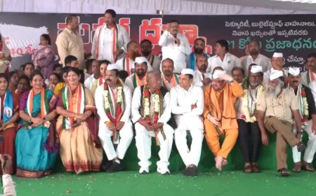 కేసీఆర్ రాజీనామా చెయ్యాలని కాంగ్రెస్ మహాధర్నా.. మంత్రి శ్రీధర్ బాబు తీవ్ర హెచ్చరిక