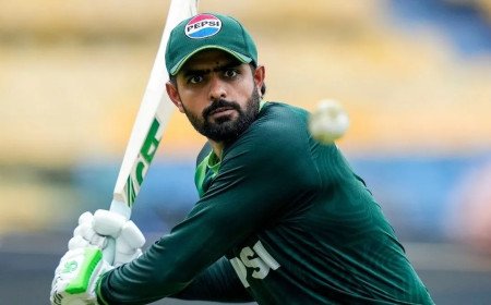 'అక్కడ పల్లీ, బఠాణీలు అమ్ముకోవడానికి వెళ్లావా?'