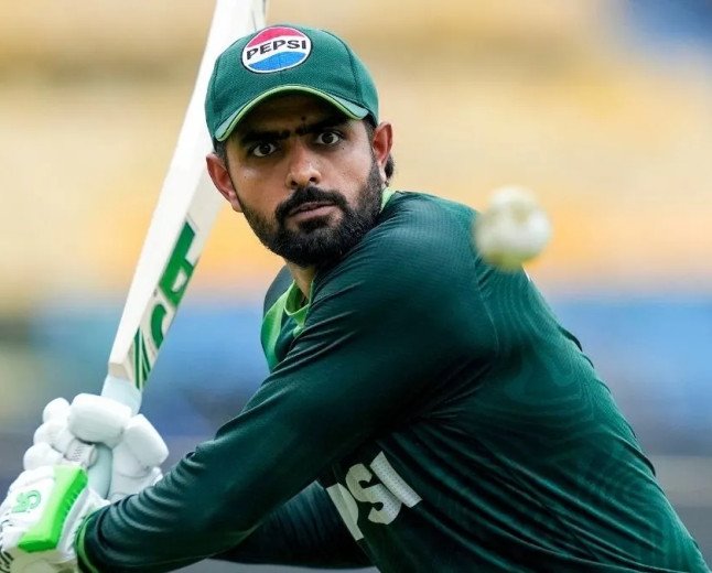 'అక్కడ పల్లీ, బఠాణీలు అమ్ముకోవడానికి వెళ్లావా?'