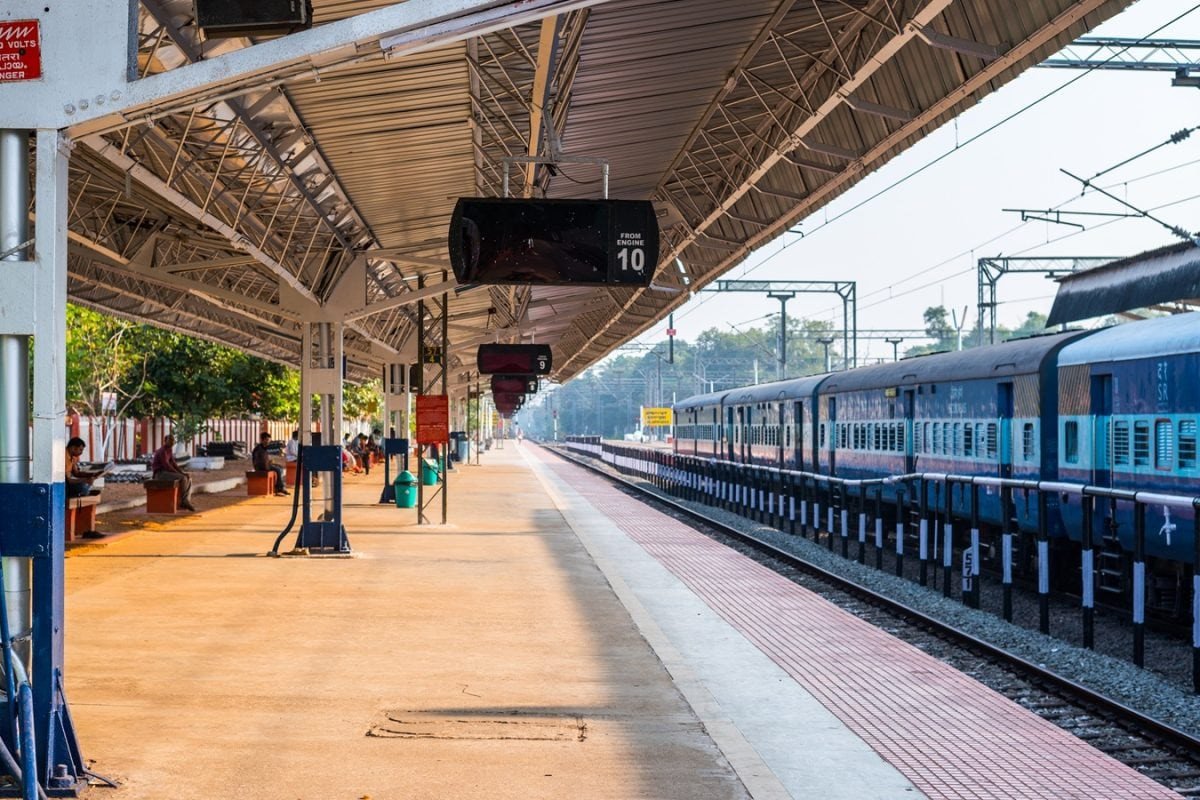 Special Trains: తిరుపతికి 9 వేలు, అరుణాచలానికి 3700 బెర్తులు ఖాళీ... ట్రైన్ నెంబర్స్ ఇవే