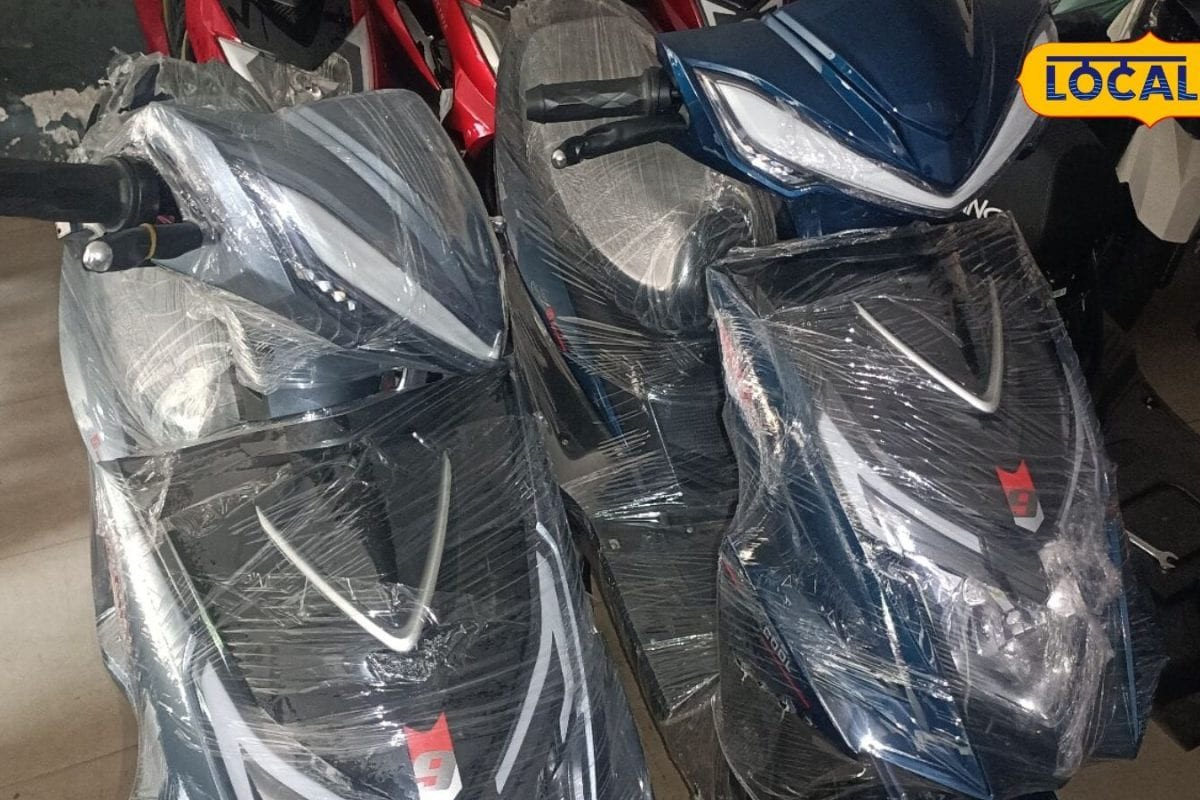 Electric Scooters: రూ.3 వేలు కట్టి అదిరే ఎలక్ట్రిక్ స్కూటర్ ఇంటికి తీసుకెళ్లండి.. నెలకు రూ.1,100 కడితే చాలు!