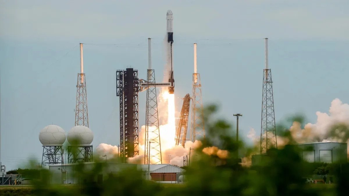 SpaceX Crew-13: నాసా స్పేస్ ఎక్స్ క్రూ-13 ప్రయోగం సక్సెస్.. ISS లోకి నలుగురు వ్యోమగాములు.. 6 నెలలు అక్కడే