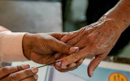 కలెక్టర్ నివేదిక: అక్కడ ఎన్నికలు వాయిదా- ఎన్నికల సంఘం నిర్ణయం..!!