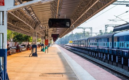 Special Trains: తిరుపతికి 9 వేలు, అరుణాచలానికి 3700 బెర్తులు ఖాళీ... ట్రైన్ నెంబర్స్ ఇవే