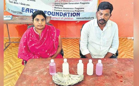 ఏసీబీకి చిక్కిన ప్రభుత్వ ఉద్యోగులు