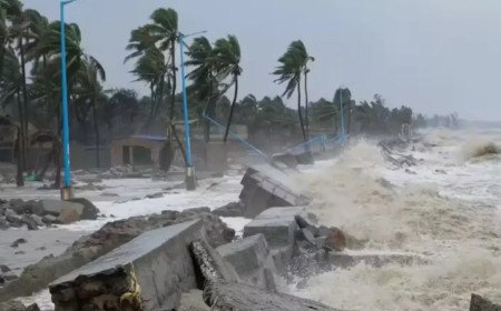 ఏపీ తీరం వైపు తరుముకొస్తోన్న సూపర్ సైక్లోన్- మహోగ్రం- అక్కడ స్కూళ్లకు సైతం సెలవులు