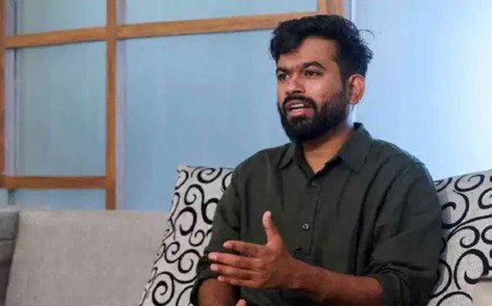 Abhijeet Dipke | అభిజీత్ దీప్కే నివాసానికి చేరుకున్న ఢిల్లీ పోలీసులు.. ర్యాలీకి వెళ్లకూడదంటూ నోటీసులు జారీ