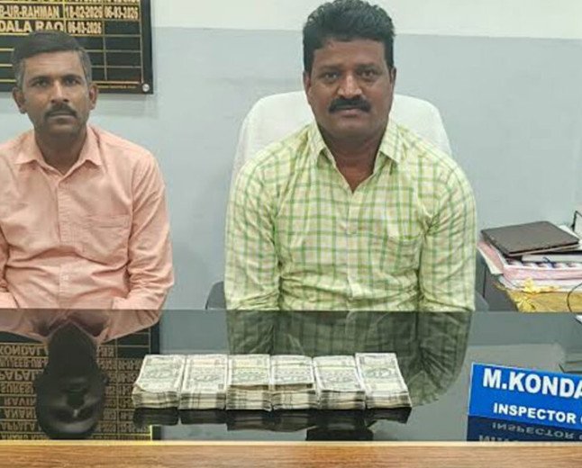ఏసీబీ వలలో సీఐ, హోంగార్డు