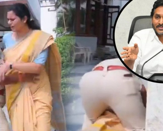 YS Jagan Mohan Reddy: స్థానిక సంస్థల ఎన్నికల వేళ పచ్చమూకల దాడులు బుక్ రిలీజ్.. పాపం విడదల రజినిని అలా పడేశారేంటి